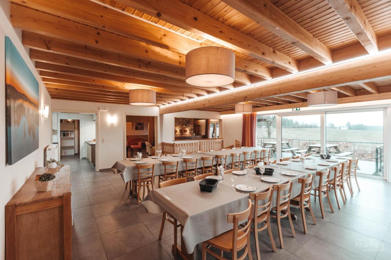 Le Loup Gris - 35 Pers - Vue-Wellness, Butgenbach-Malmedyヴィラ エクステリア 写真